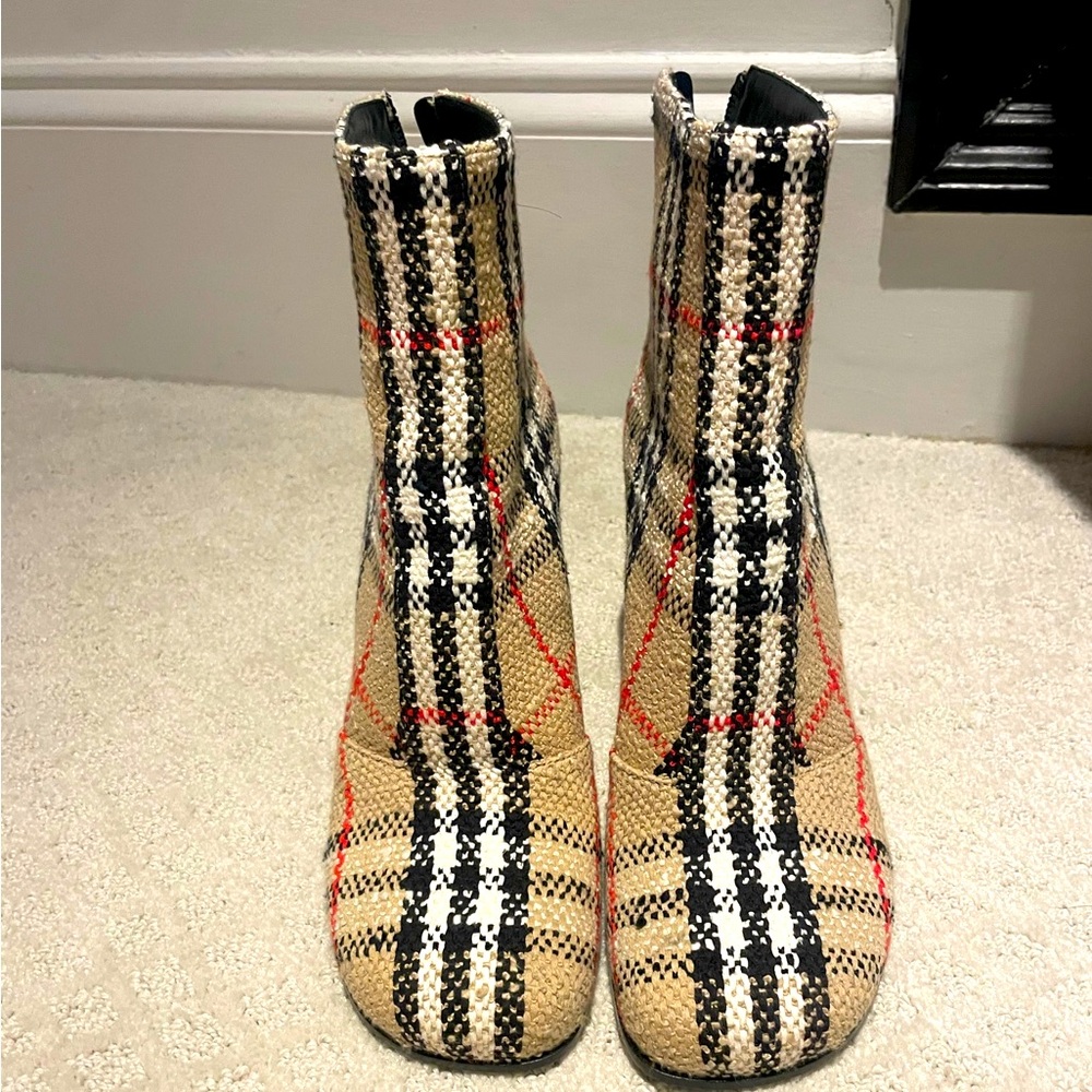 Burberry Booties